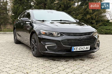 Седан Chevrolet Malibu 2018 в Павлограді