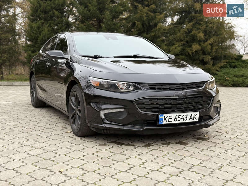 Седан Chevrolet Malibu 2018 в Павлограде