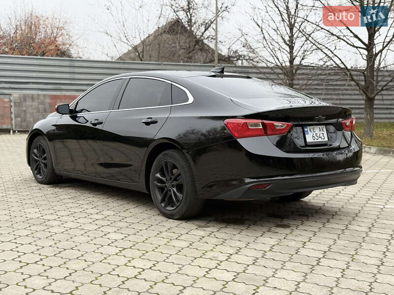 Седан Chevrolet Malibu 2018 в Павлограде