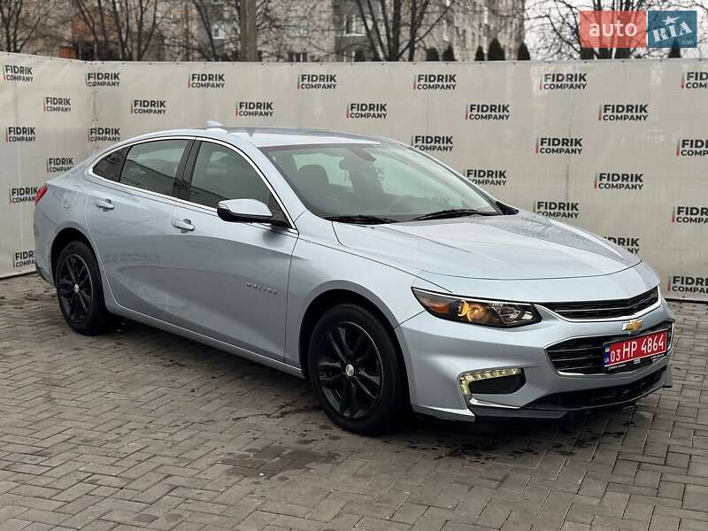Седан Chevrolet Malibu 2017 в Луцке