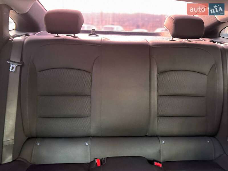 Седан Chevrolet Malibu 2020 в Киеве