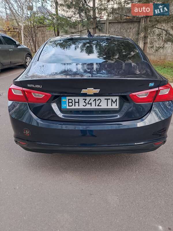 Седан Chevrolet Malibu 2017 в Одессе