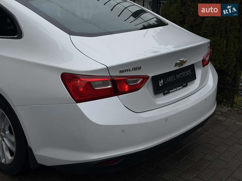 Седан Chevrolet Malibu 2016 в Києві