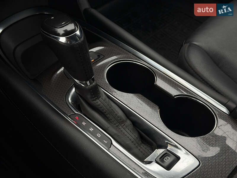 Седан Chevrolet Malibu 2016 в Києві