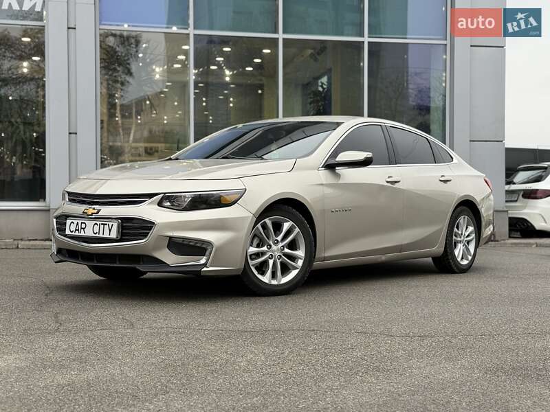 Седан Chevrolet Malibu 2016 в Киеве
