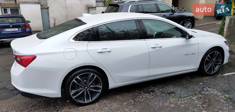 Седан Chevrolet Malibu 2016 в Киеве фото 4 Седан Chevrolet Malibu 2016 в Киеве