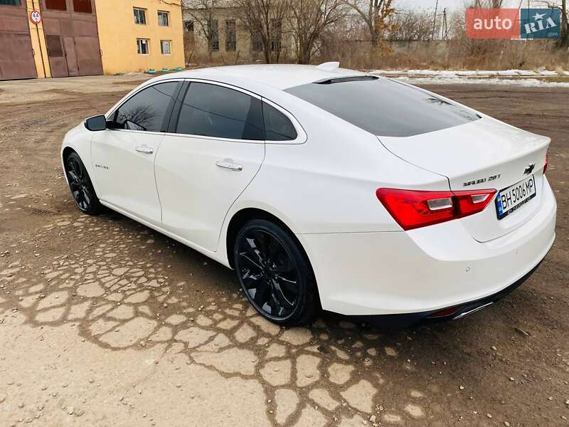 Седан Chevrolet Malibu 2016 в Роздільній