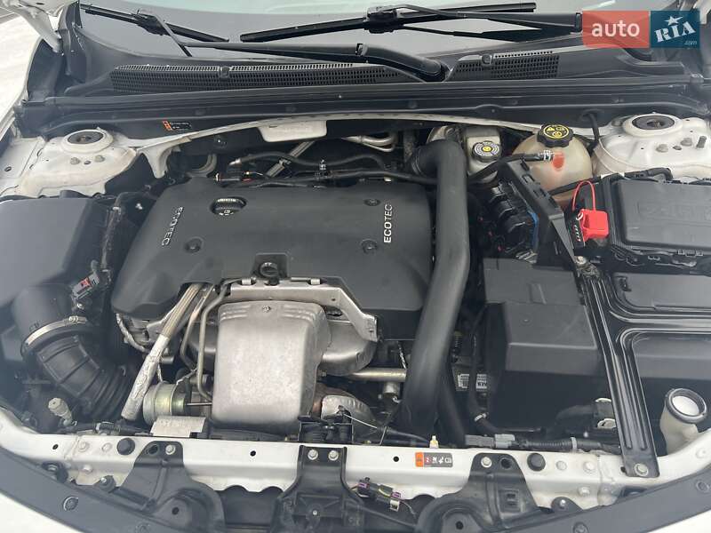 Седан Chevrolet Malibu 2017 в Киеве фото 10 Седан Chevrolet Malibu 2017 в Киеве