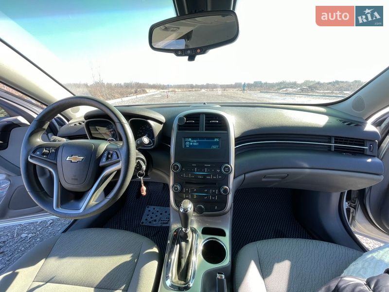 Седан Chevrolet Malibu 2014 в Софиевской Борщаговке
