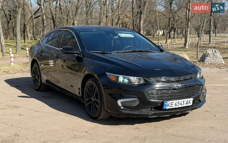 Седан Chevrolet Malibu 2018 в Павлограде