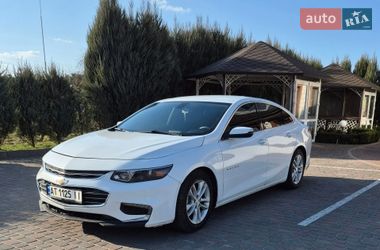 Седан Chevrolet Malibu 2016 в Ивано-Франково