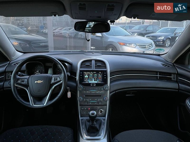 Седан Chevrolet Malibu 2012 в Киеве