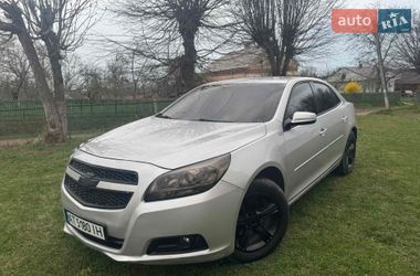 Седан Chevrolet Malibu 2013 в Калуші