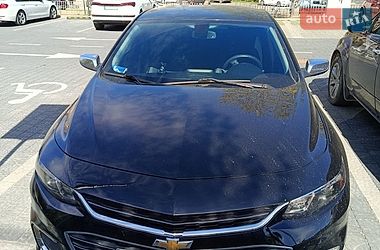 Седан Chevrolet Malibu 2017 в Львове