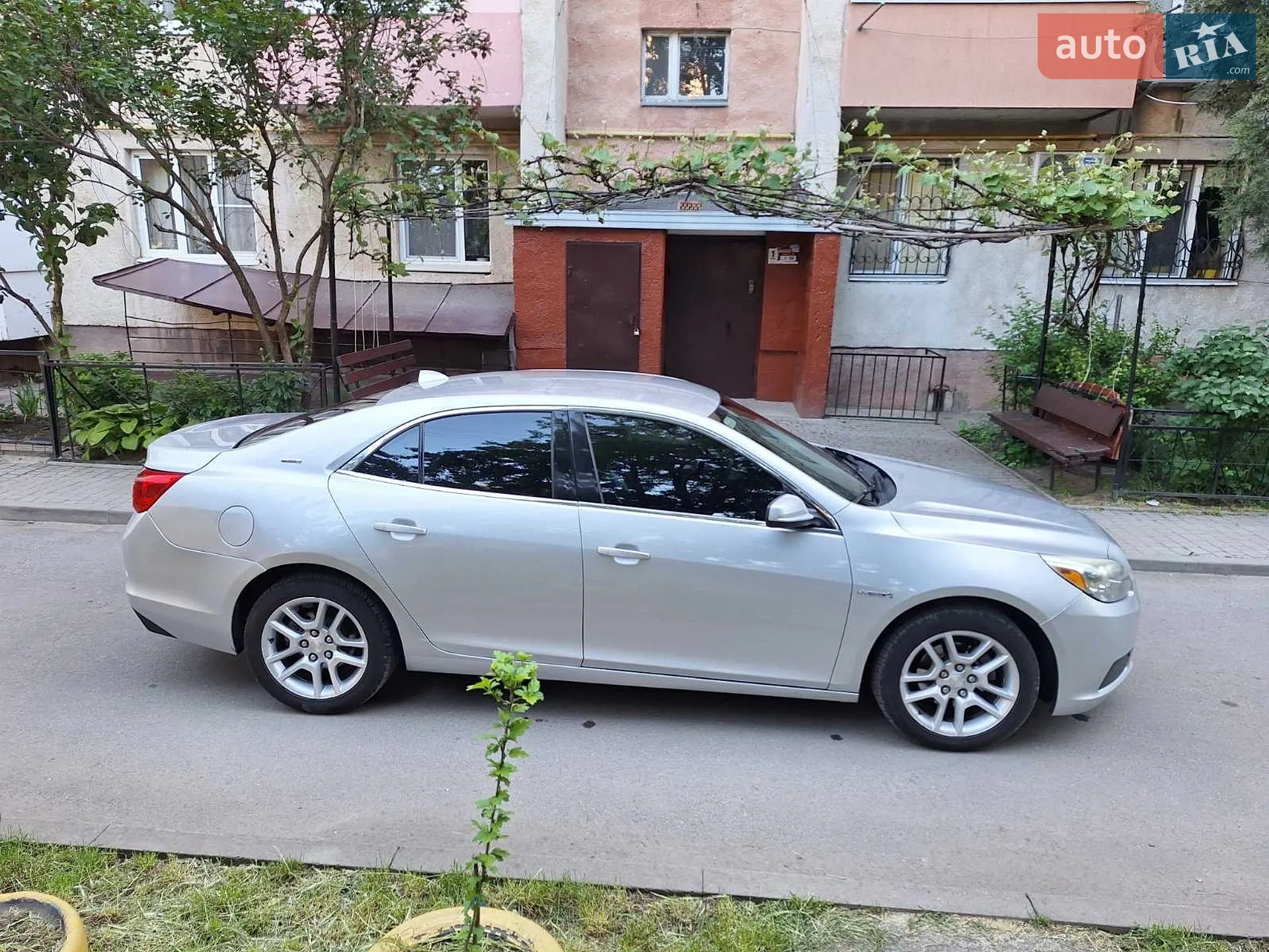 2012 Chevrolet Malibu - мініатюра 12