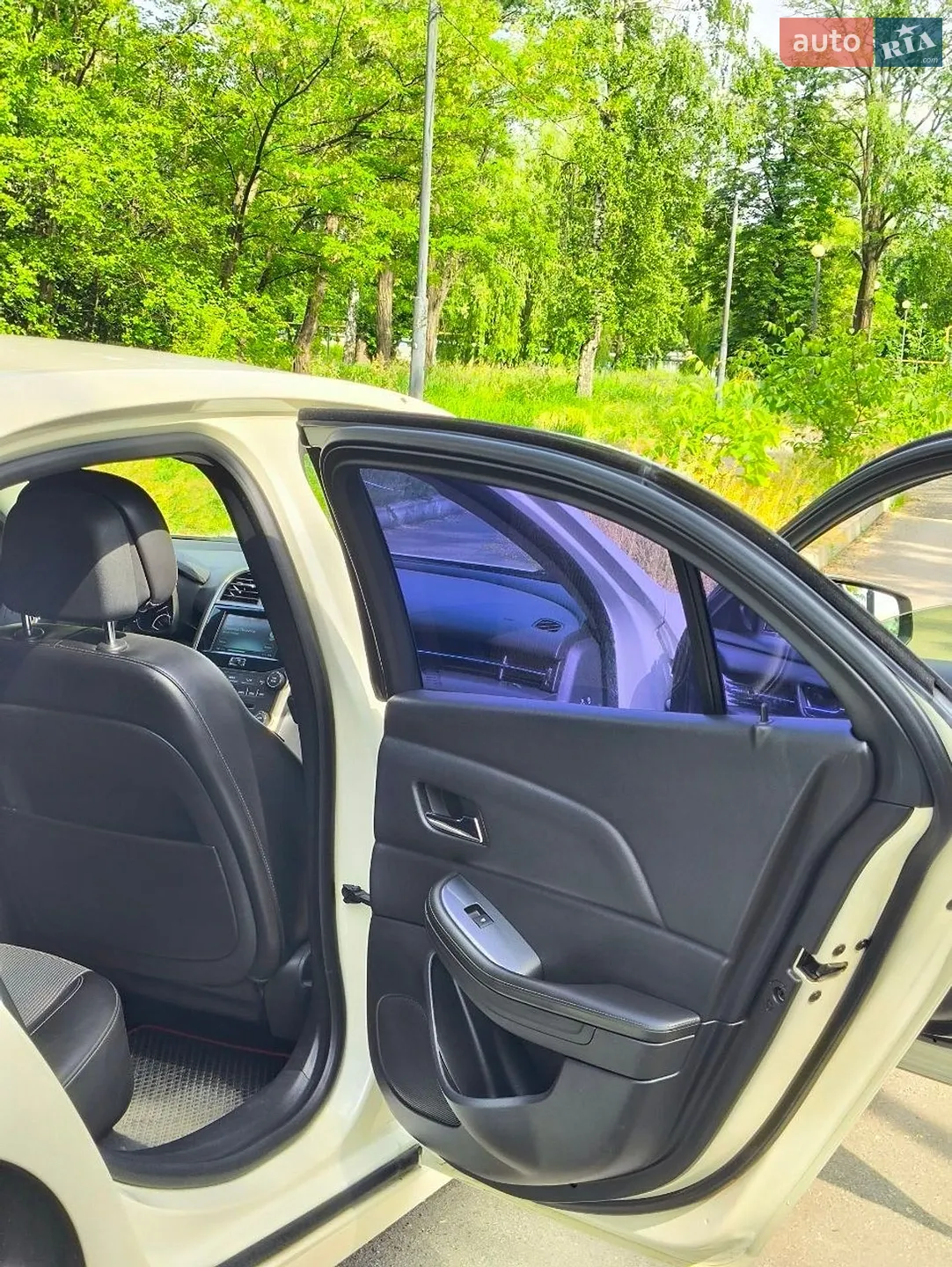 2012 Chevrolet Malibu - мініатюра 16