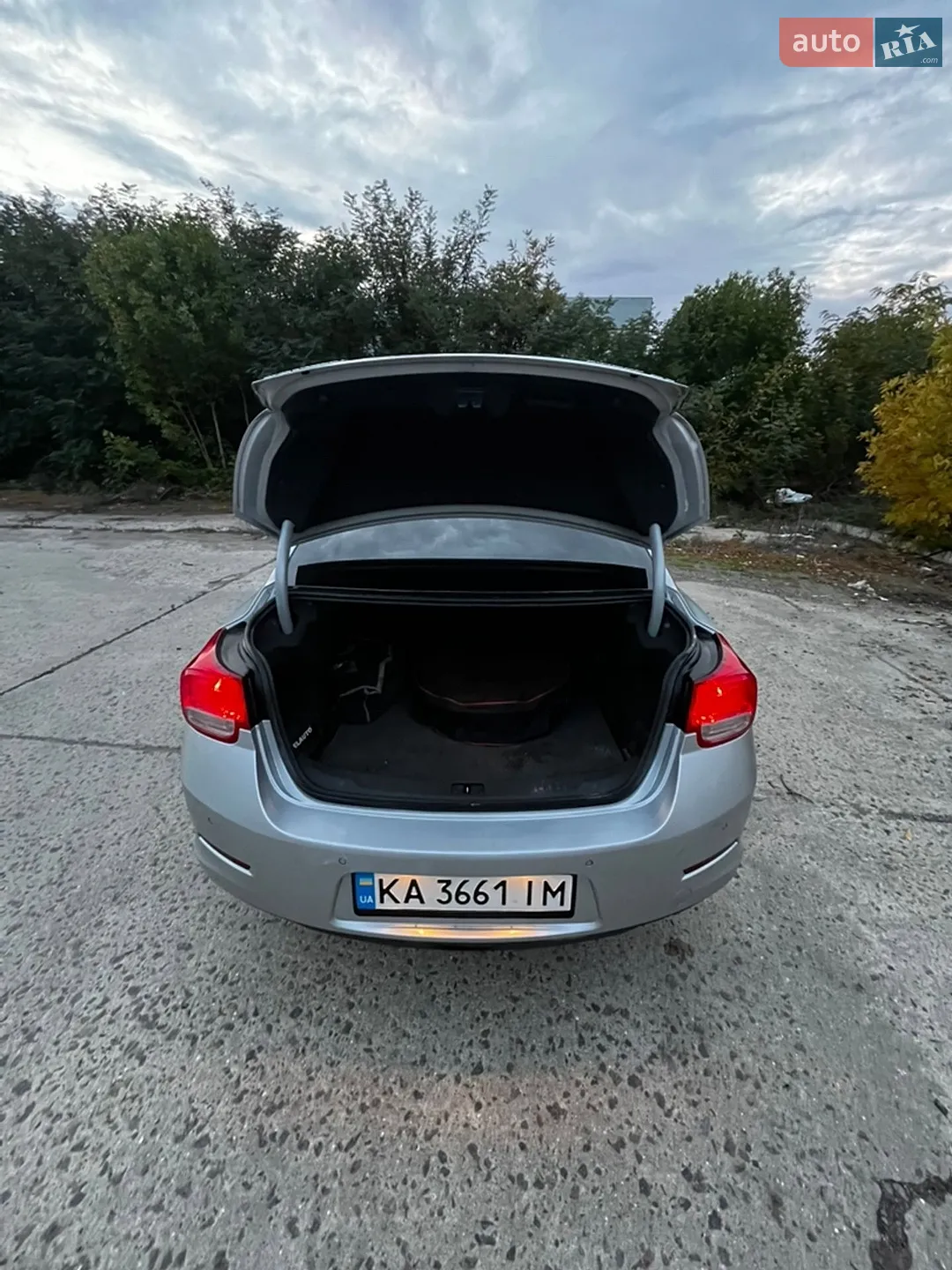 2012 Chevrolet Malibu - мініатюра 23