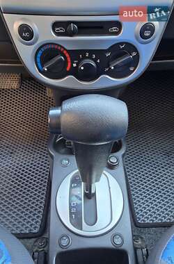 Хэтчбек Chevrolet Matiz 2009 в 