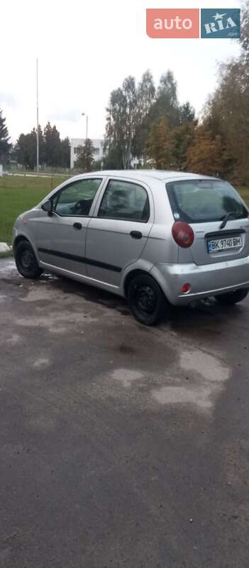 Хетчбек Chevrolet Matiz 2006 в Рівному