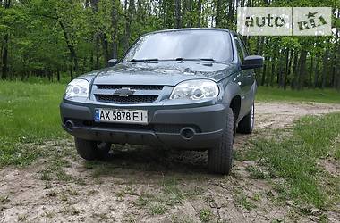 Внедорожник / Кроссовер Chevrolet Niva 2015 в Чугуеве