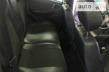 Позашляховик / Кросовер Chevrolet Niva 2011 в 