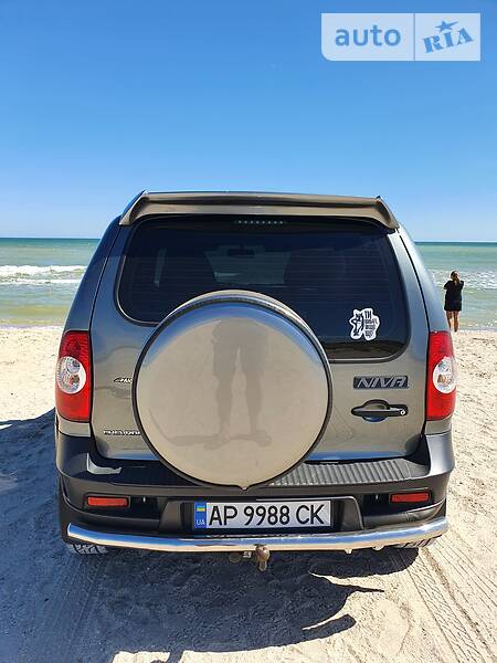 Позашляховик / Кросовер Chevrolet Niva 2018 в Мелітополі