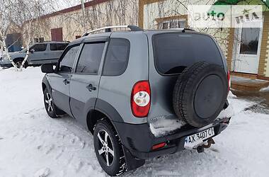 Внедорожник / Кроссовер Chevrolet Niva 2016 в Харькове