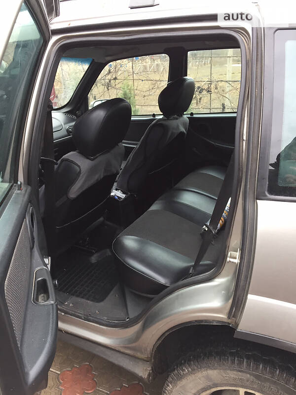 Позашляховик / Кросовер Chevrolet Niva 2011 в Білій Церкві