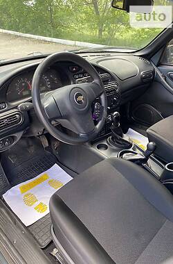 Внедорожник / Кроссовер Chevrolet Niva 2016 в Херсоне