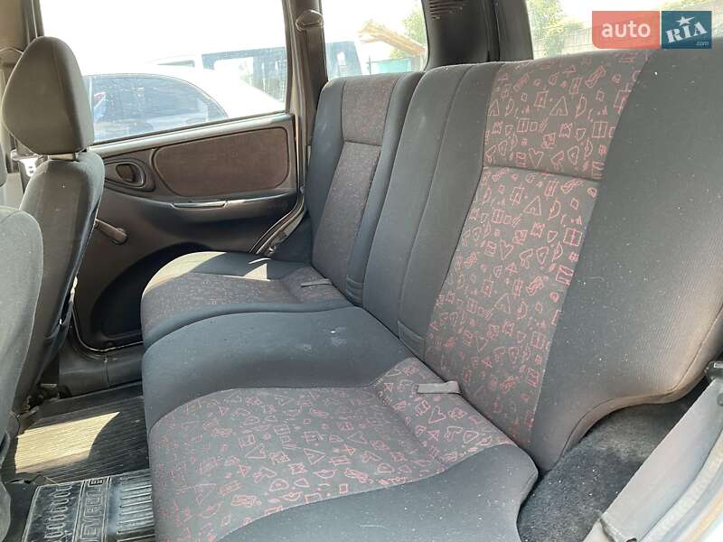 Внедорожник / Кроссовер Chevrolet Niva 2006 в Одессе