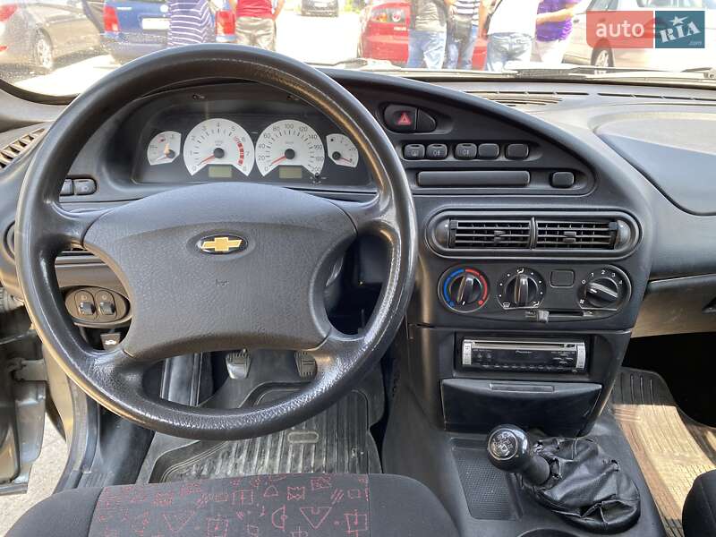 Внедорожник / Кроссовер Chevrolet Niva 2006 в Одессе