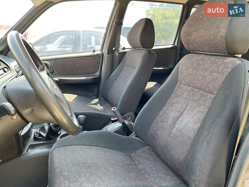 Внедорожник / Кроссовер Chevrolet Niva 2006 в Одессе