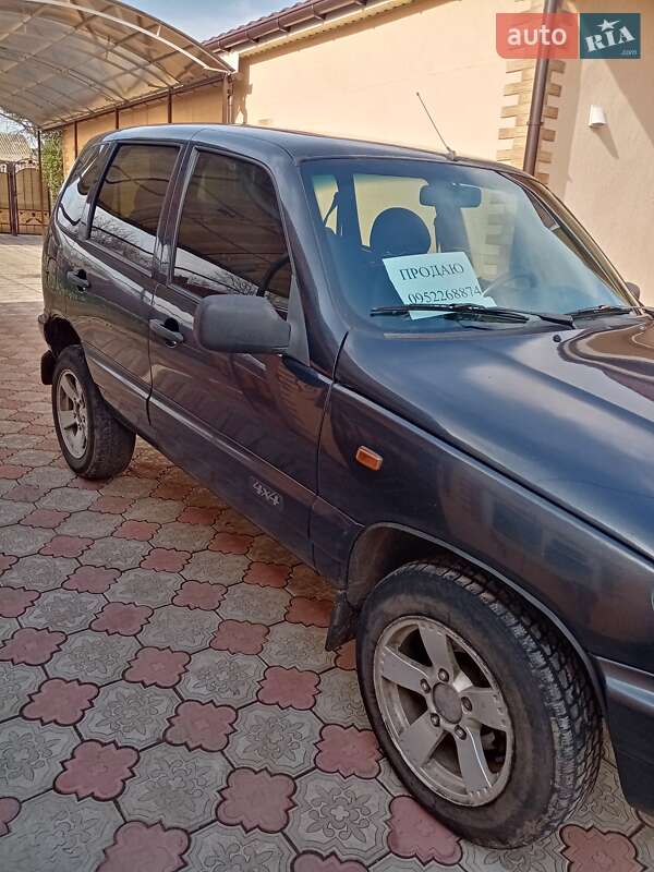 Позашляховик / Кросовер Chevrolet Niva 2008 в Доманівці