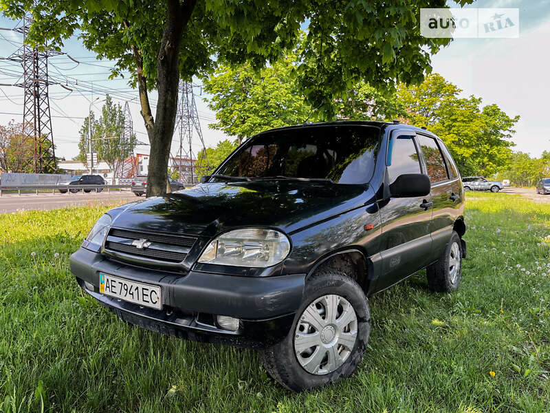 Внедорожник / Кроссовер Chevrolet Niva 2006 в Днепре