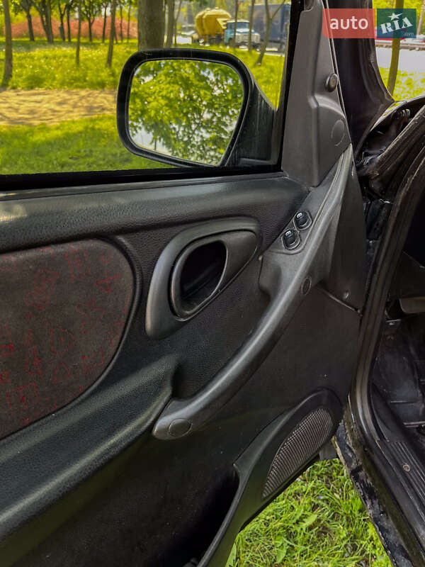 Позашляховик / Кросовер Chevrolet Niva 2006 в Дніпрі