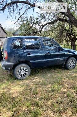 Внедорожник / Кроссовер Chevrolet Niva 2006 в Коростене