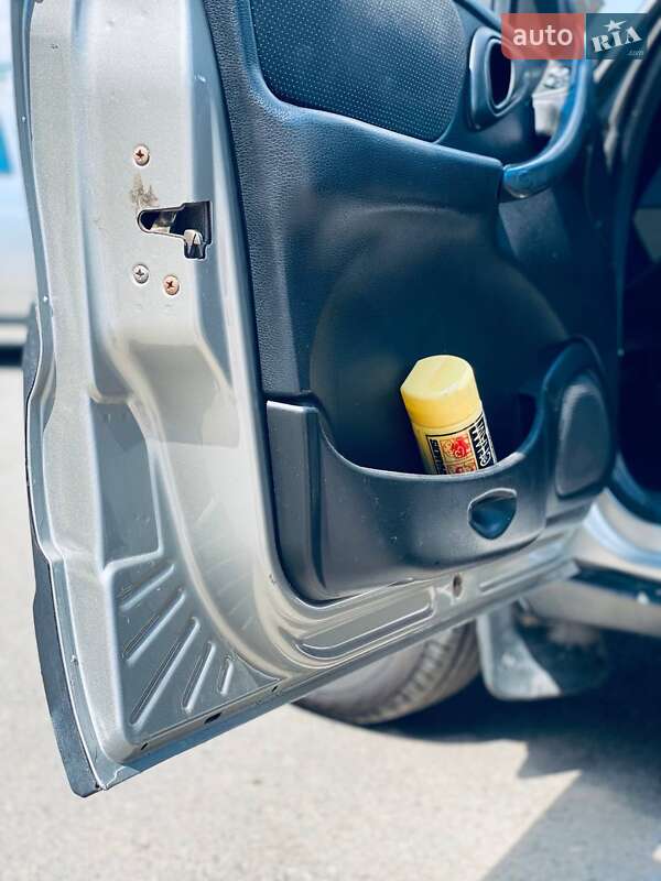 Позашляховик / Кросовер Chevrolet Niva 2011 в Новомосковську