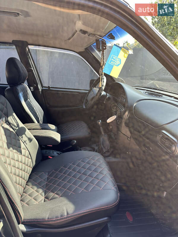 Внедорожник / Кроссовер Chevrolet Niva 2008 в Славянске фото 5 Внедорожник / Кроссовер Chevrolet Niva 2008 в Славянске