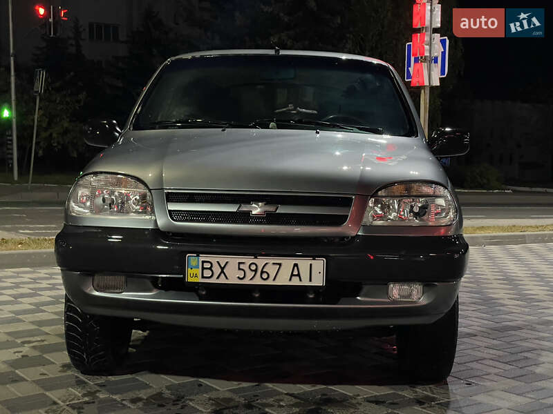 Позашляховик / Кросовер Chevrolet Niva 2006 в Хмельницькому