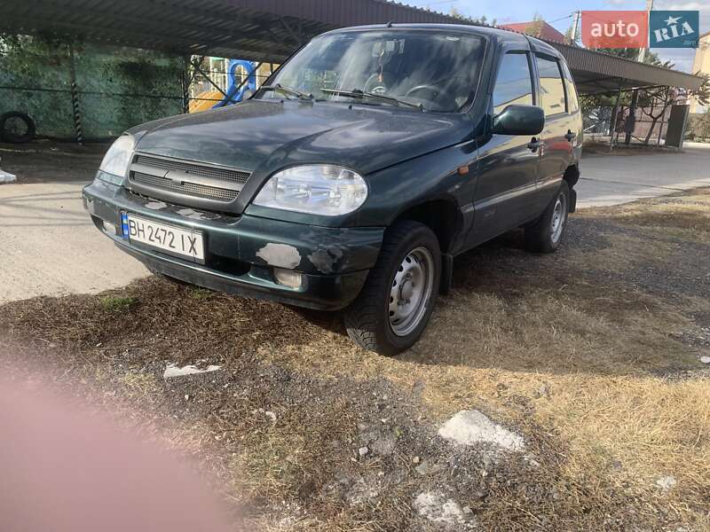 Chevrolet Niva 2003