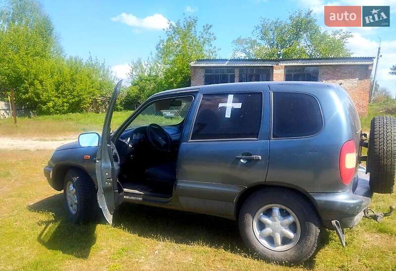 Внедорожник / Кроссовер Chevrolet Niva 2007 в Харькове