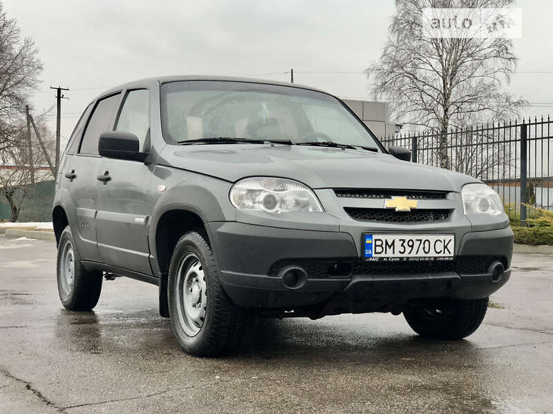 Внедорожник / Кроссовер Chevrolet Niva 2018 в Сумах