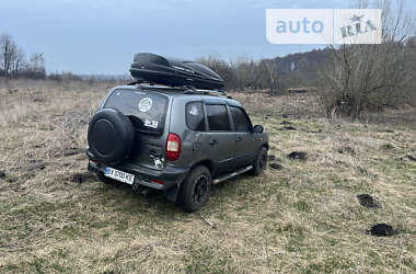 Позашляховик / Кросовер Chevrolet Niva 2006 в Житомирі