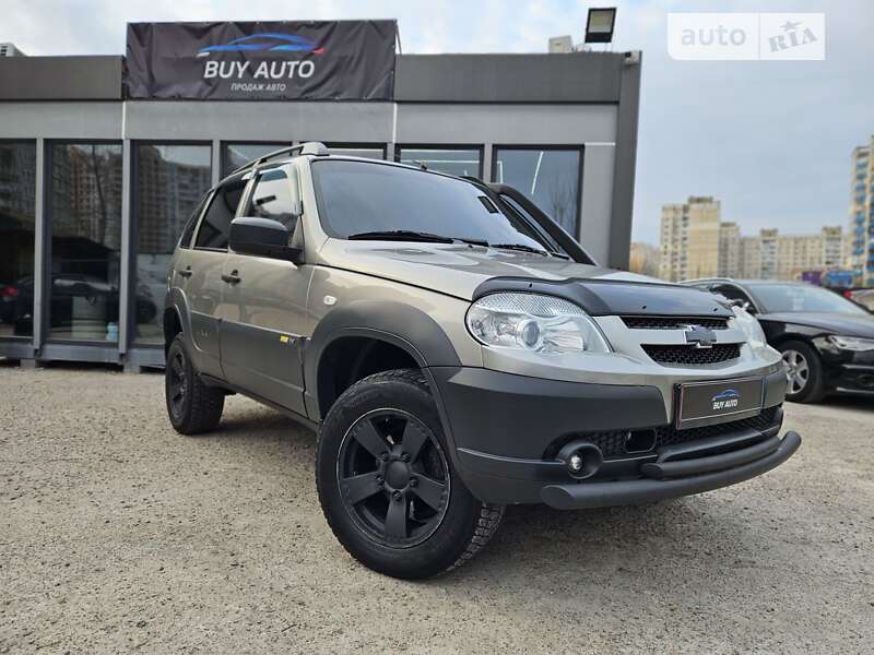 Новый Chevrolet Niva комплектация: LEM Camouflage