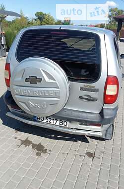 Внедорожник / Кроссовер Chevrolet Niva 2006 в Ужгороде