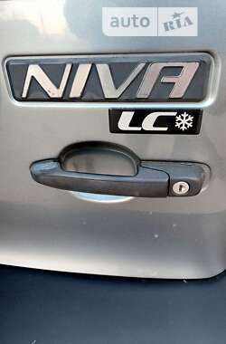 Позашляховик / Кросовер Chevrolet Niva 2007 в Тростянці