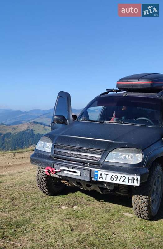 Позашляховик / Кросовер Chevrolet Niva 2006 в Коломиї