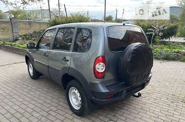 Позашляховик / Кросовер Chevrolet Niva 2016 в Вінниці