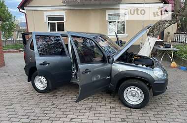 Позашляховик / Кросовер Chevrolet Niva 2016 в Вінниці