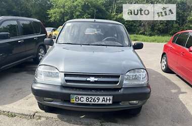 Позашляховик / Кросовер Chevrolet Niva 2005 в Львові